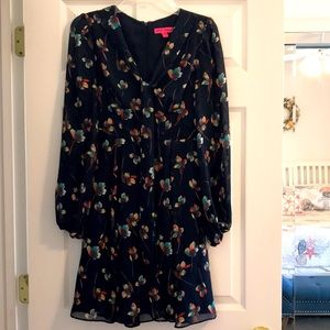 Betsy Johnson Dress. 2. Fall Bust 33” Chiffon. Lined Length 35”. Midi/ Knee/Navy